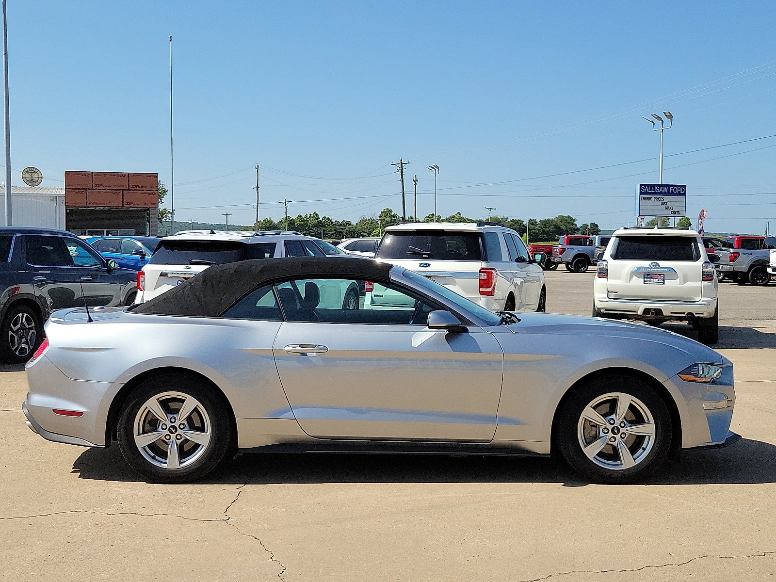 2023 Ford Mustang EcoBoost