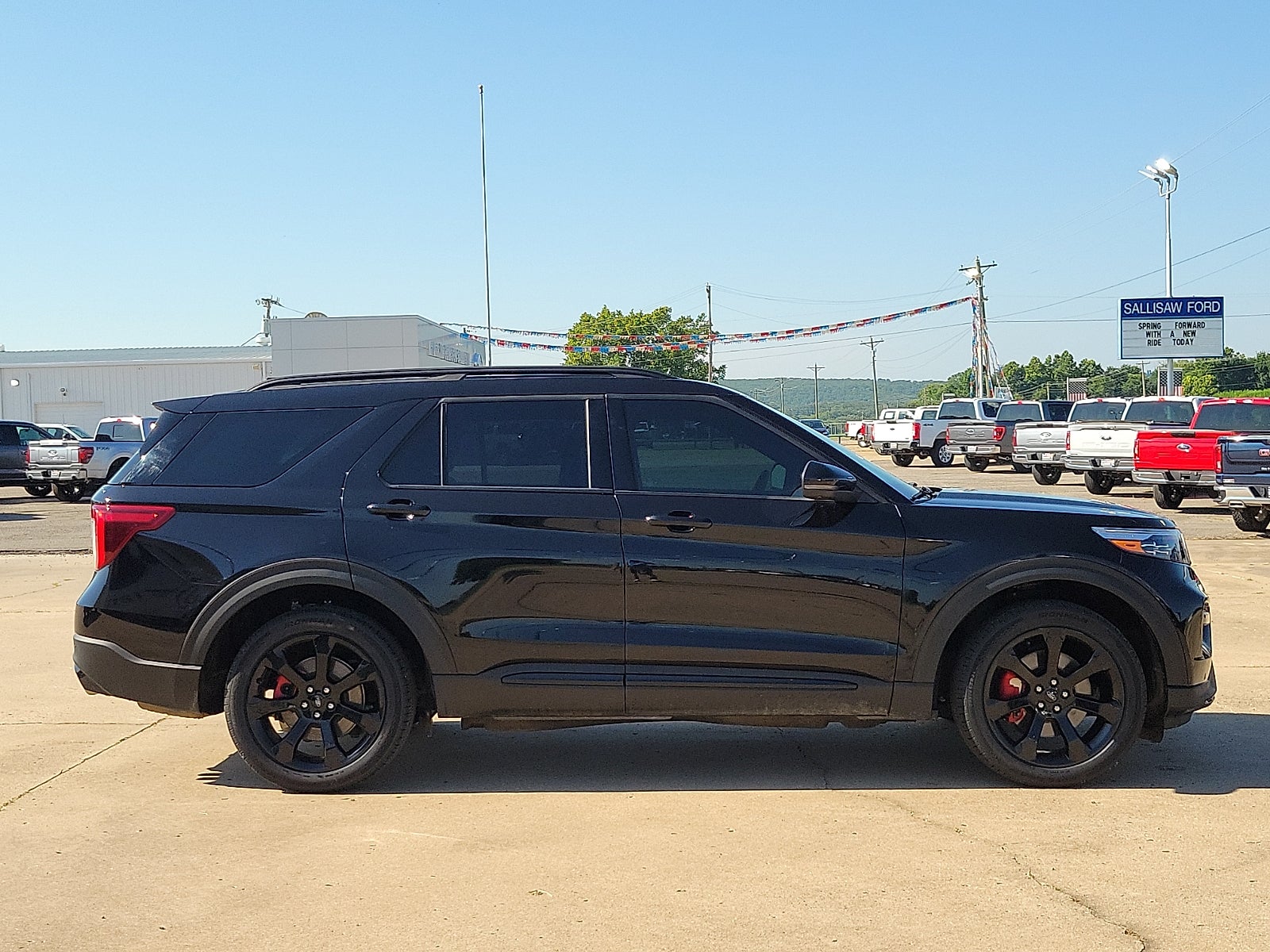 2023 Ford Explorer ST