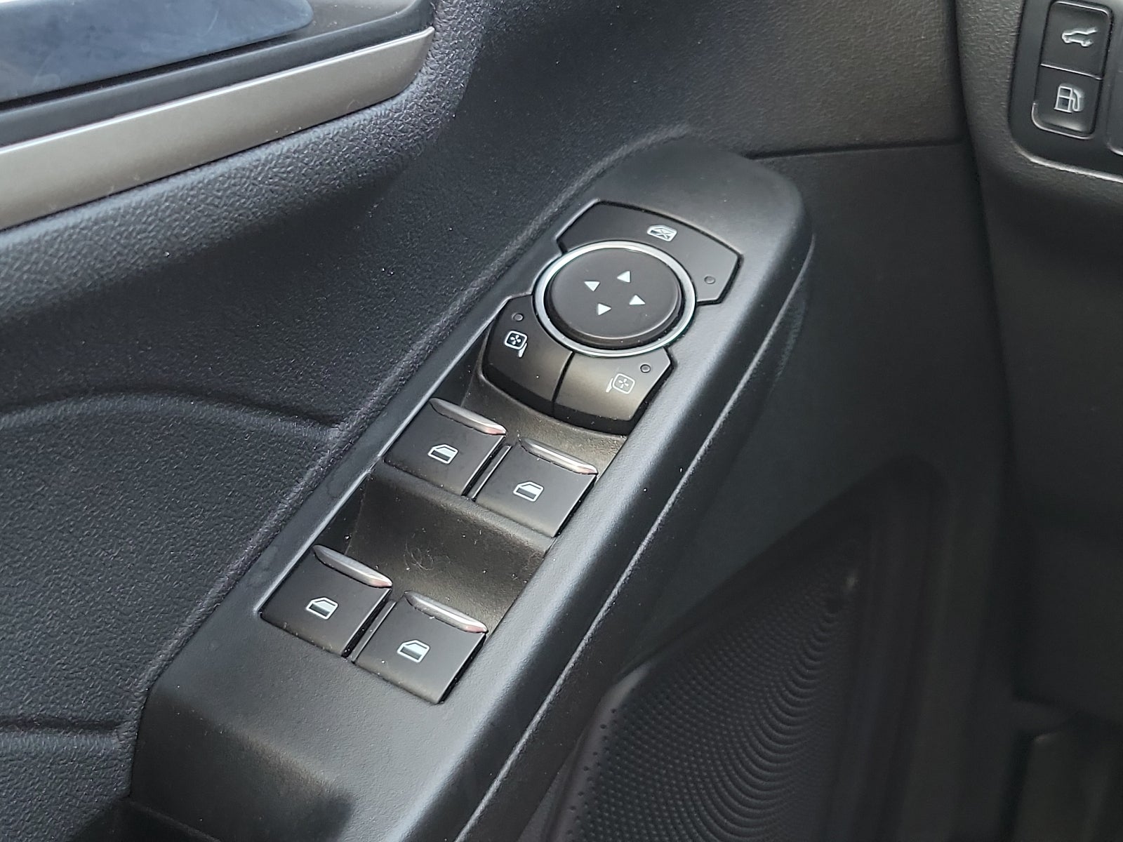 2022 Ford Escape PHEV SEL Plug-In Hybrid