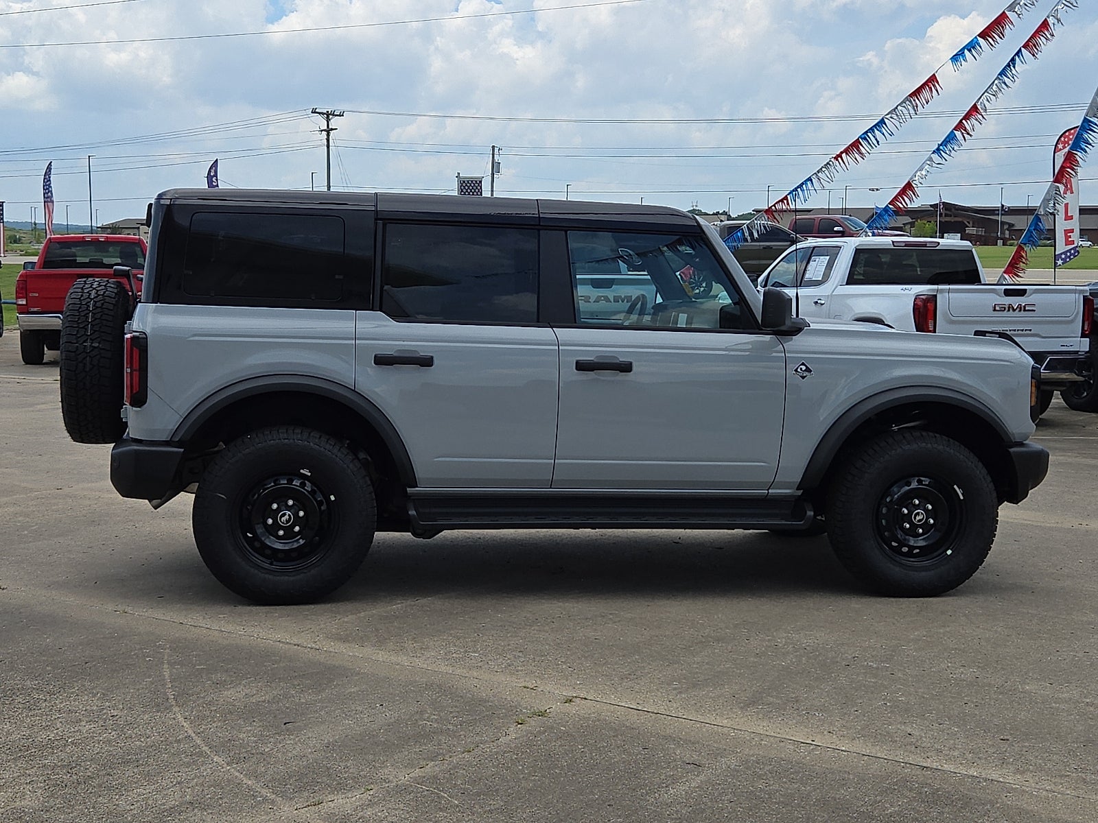 2026 Ford Bronco Outer Banks®