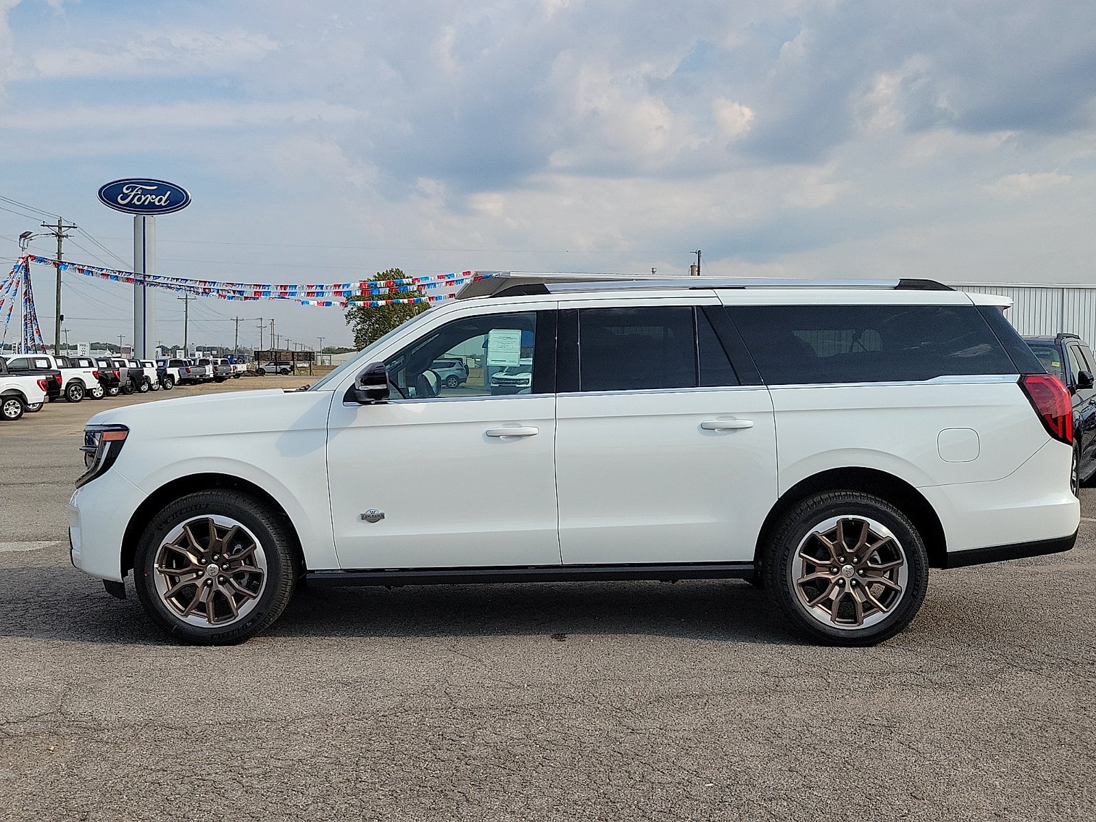 2027 Ford Expedition MAX King Ranch®