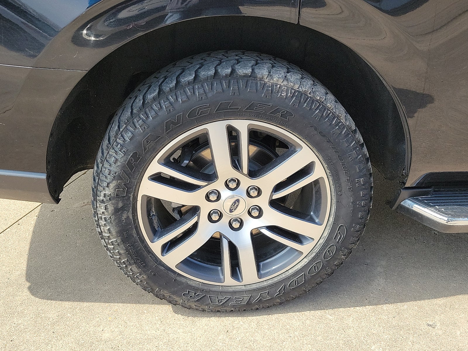 2022 Ford Expedition XLT