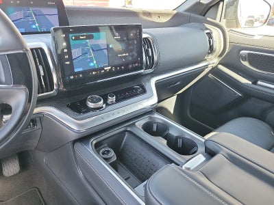 2025 Ford Expedition Platinum®