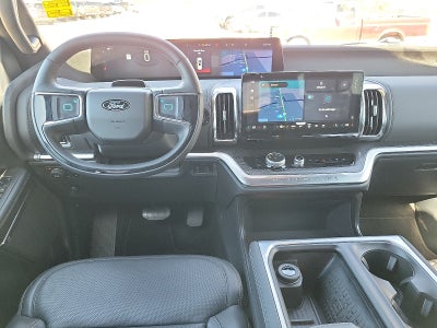 2025 Ford Expedition Platinum®