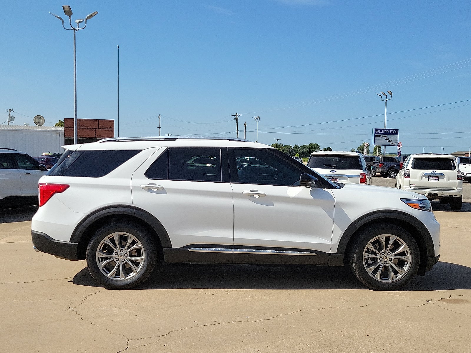 2023 Ford Explorer Limited