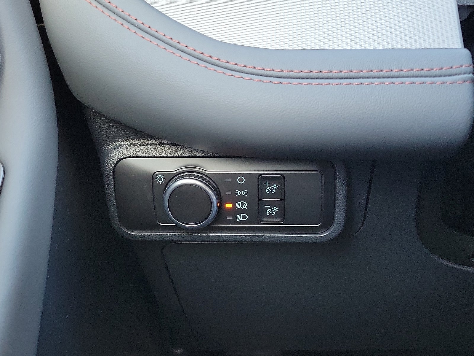 2026 Ford Explorer Active 100A