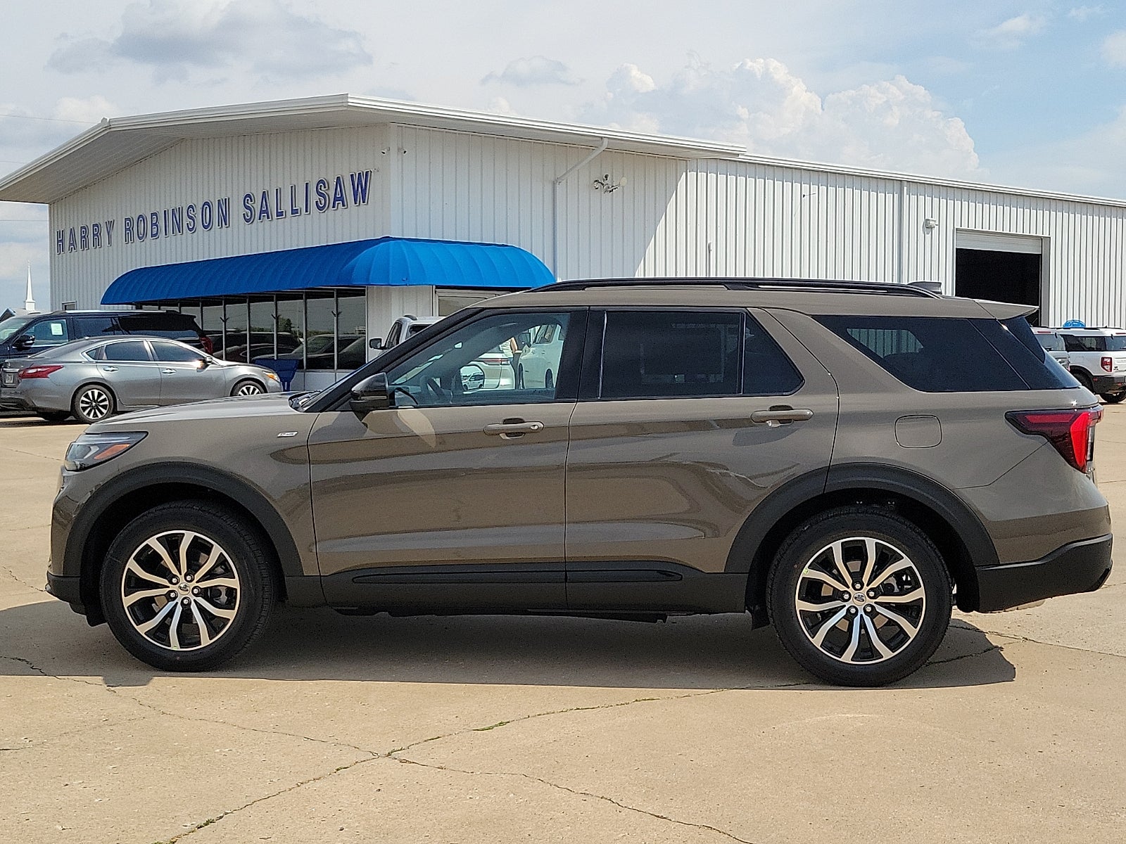 2027 Ford Explorer ST-Line