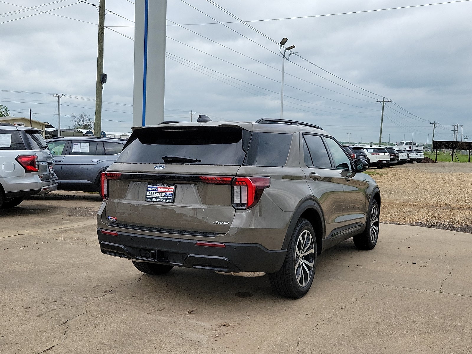 2026 Ford Explorer ST-Line