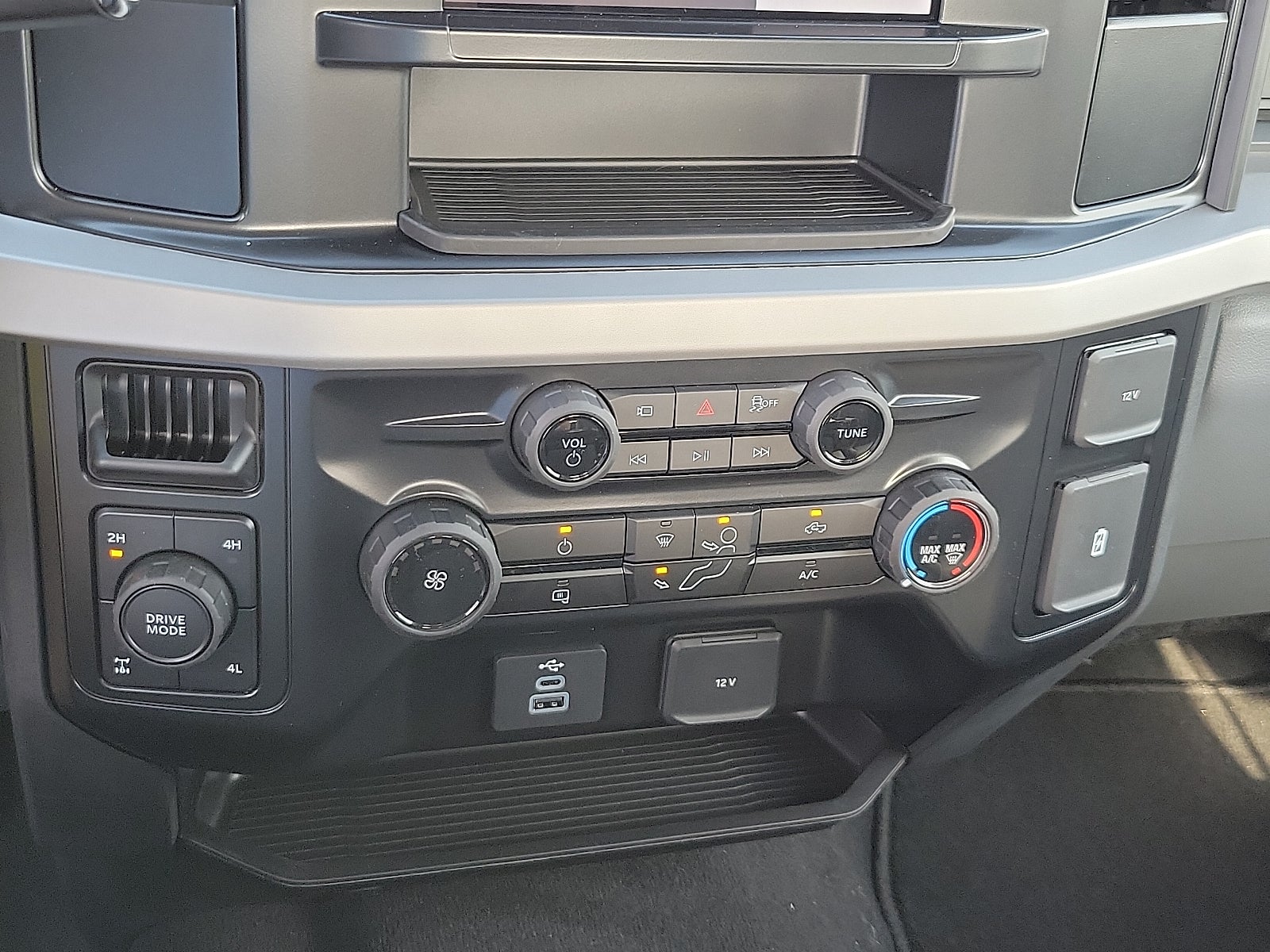 2025 Ford Super Duty F-250® XL