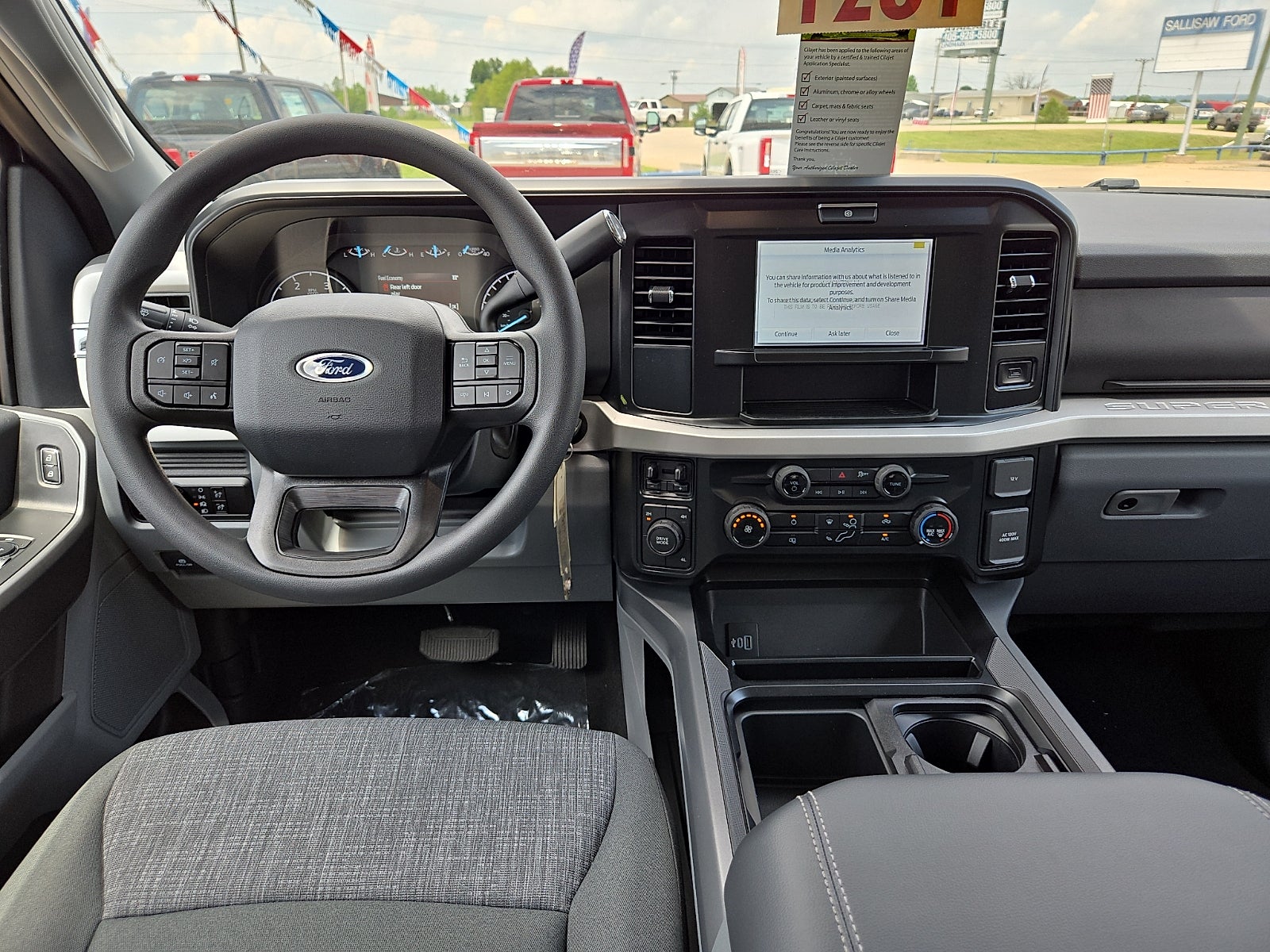 2026 Ford Super Duty F-350® XLT