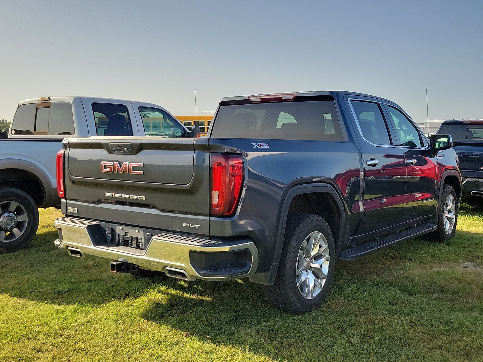2021 GMC Sierra 1500 SLT