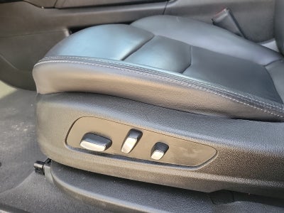 2023 Cadillac XT5 FWD Premium Luxury