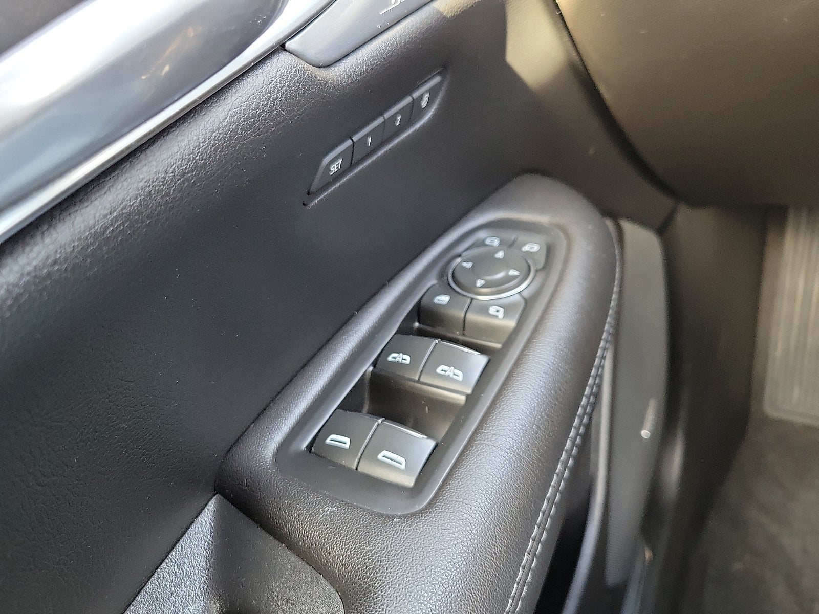 2023 Cadillac XT5 FWD Premium Luxury