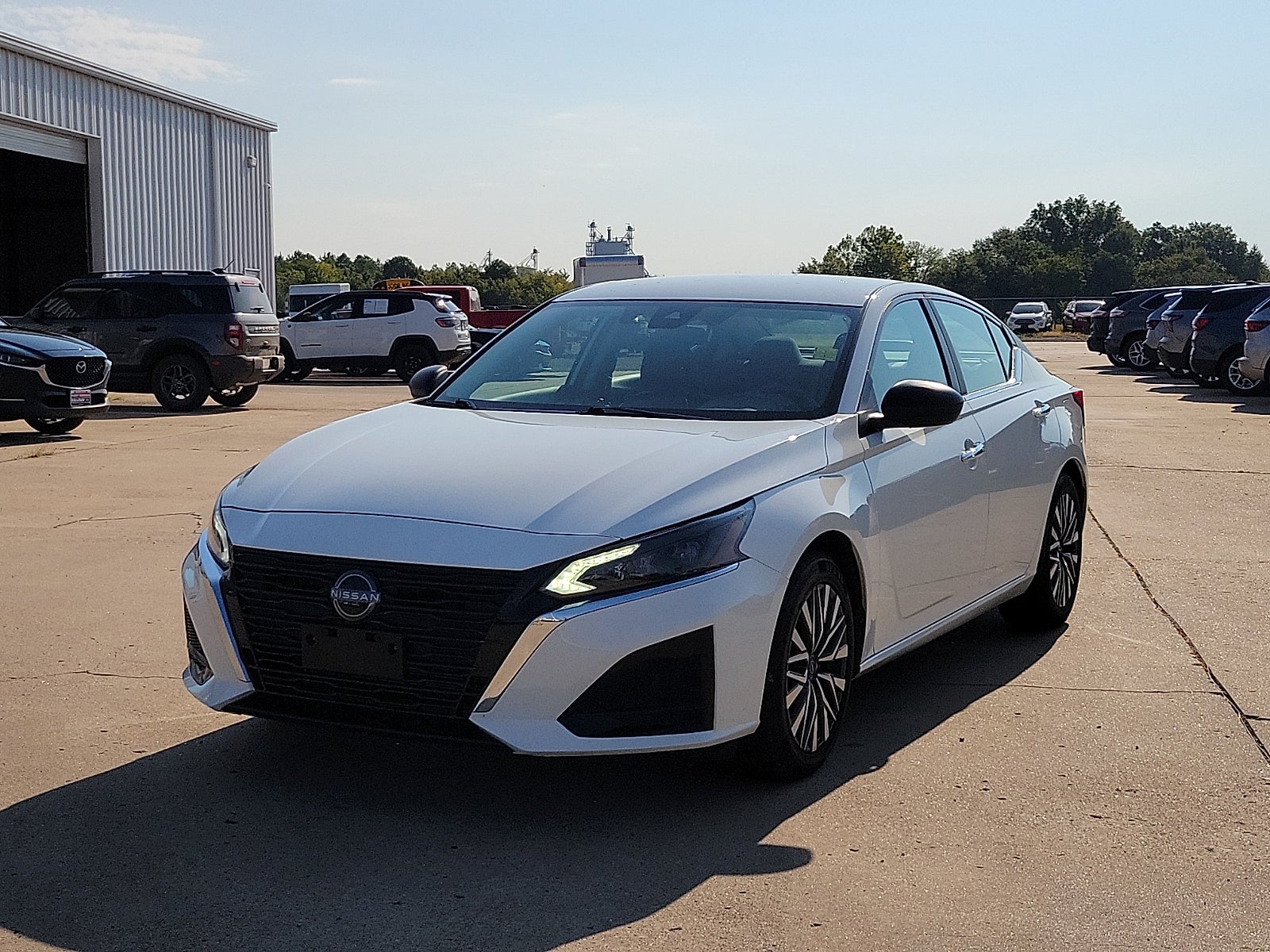 2025 Nissan Altima SV