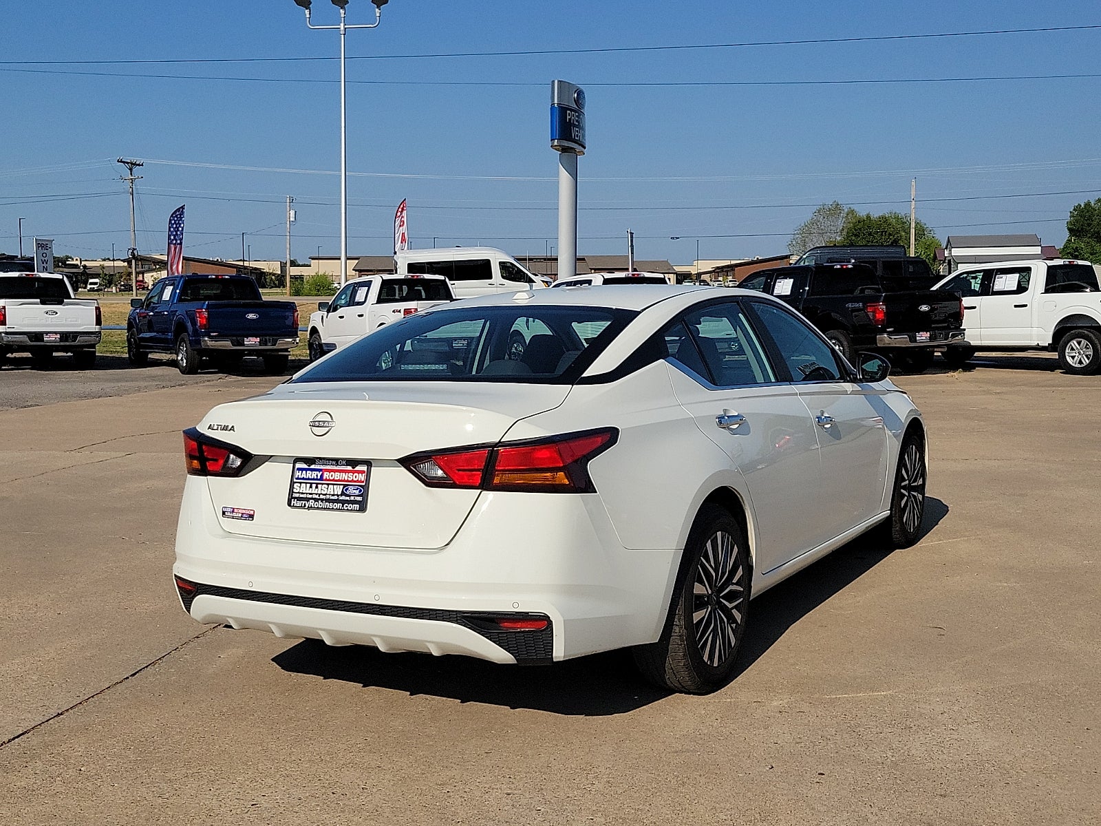 2025 Nissan Altima SV