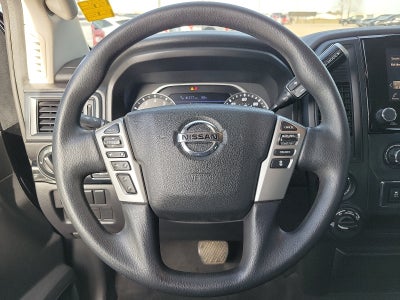 2022 Nissan Titan SV