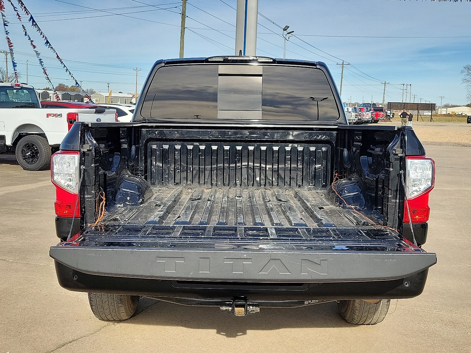 2022 Nissan Titan SV