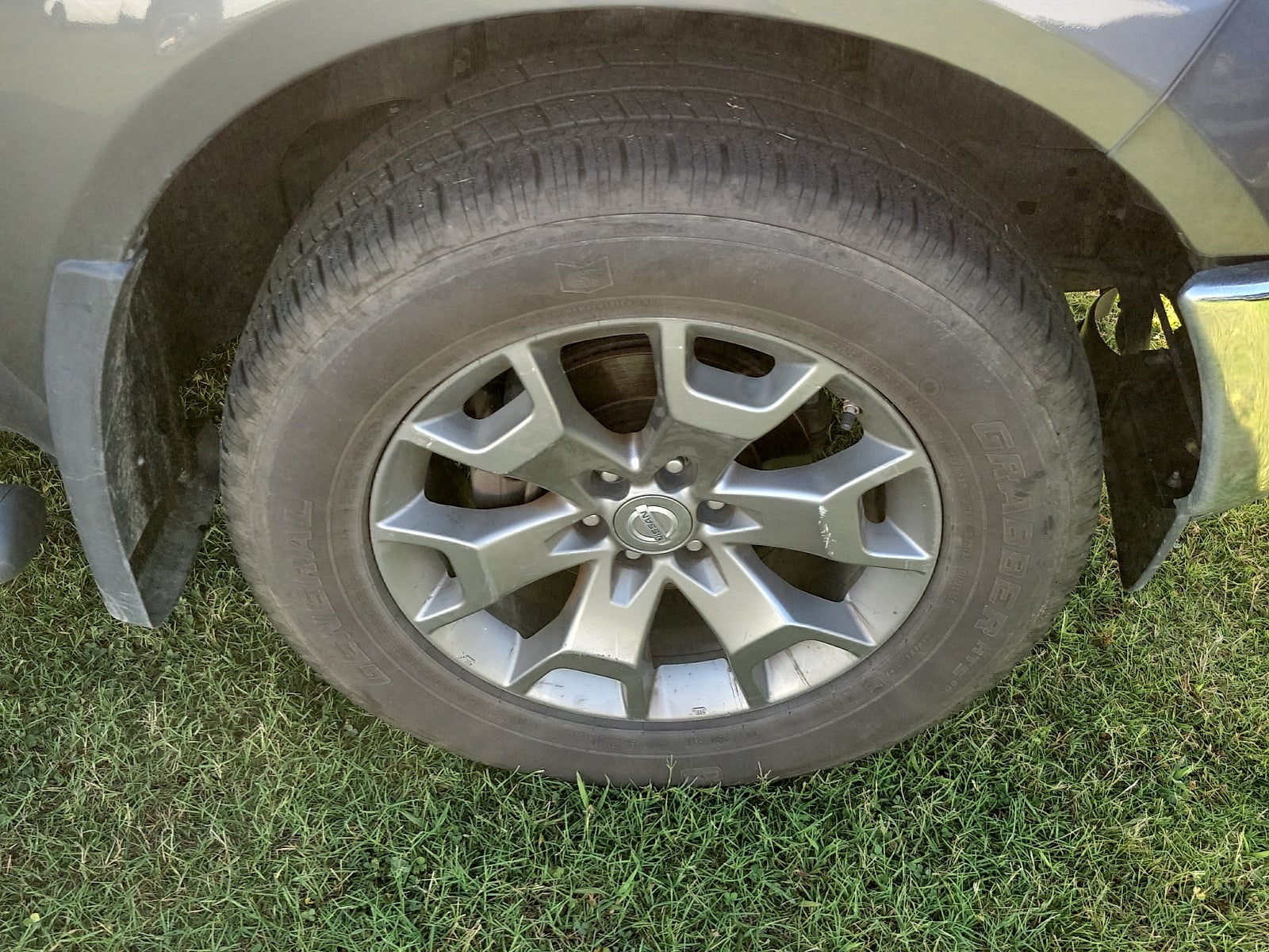 2019 Nissan Frontier SL