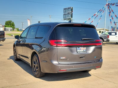 2022 Chrysler Pacifica Hybrid Hybrid Touring L