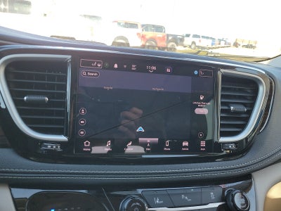 2023 Chrysler Pacifica Hybrid Hybrid Limited