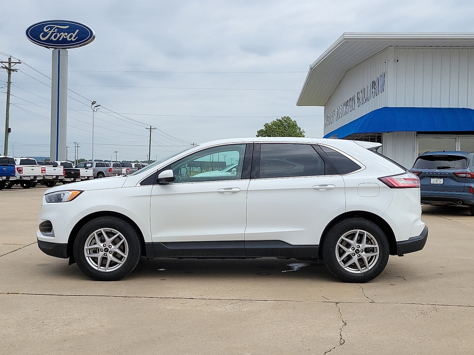 2023 Ford Edge SEL