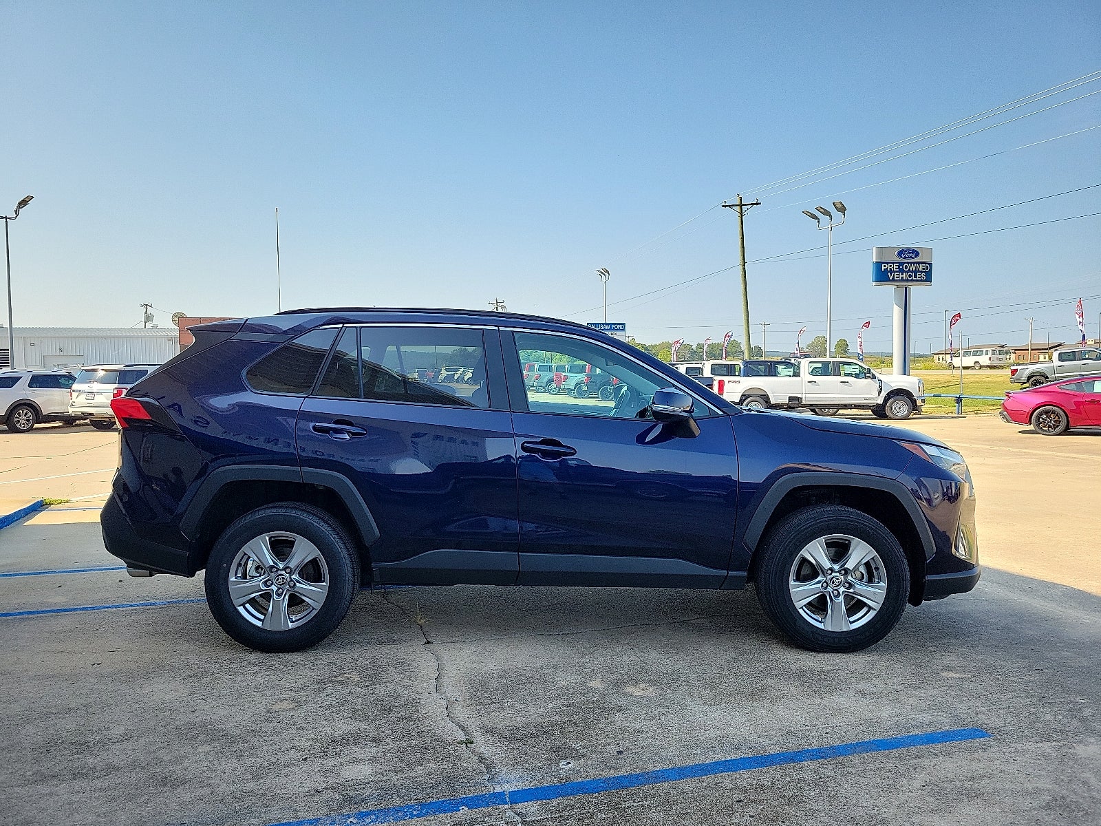 2024 Toyota RAV4 XLE