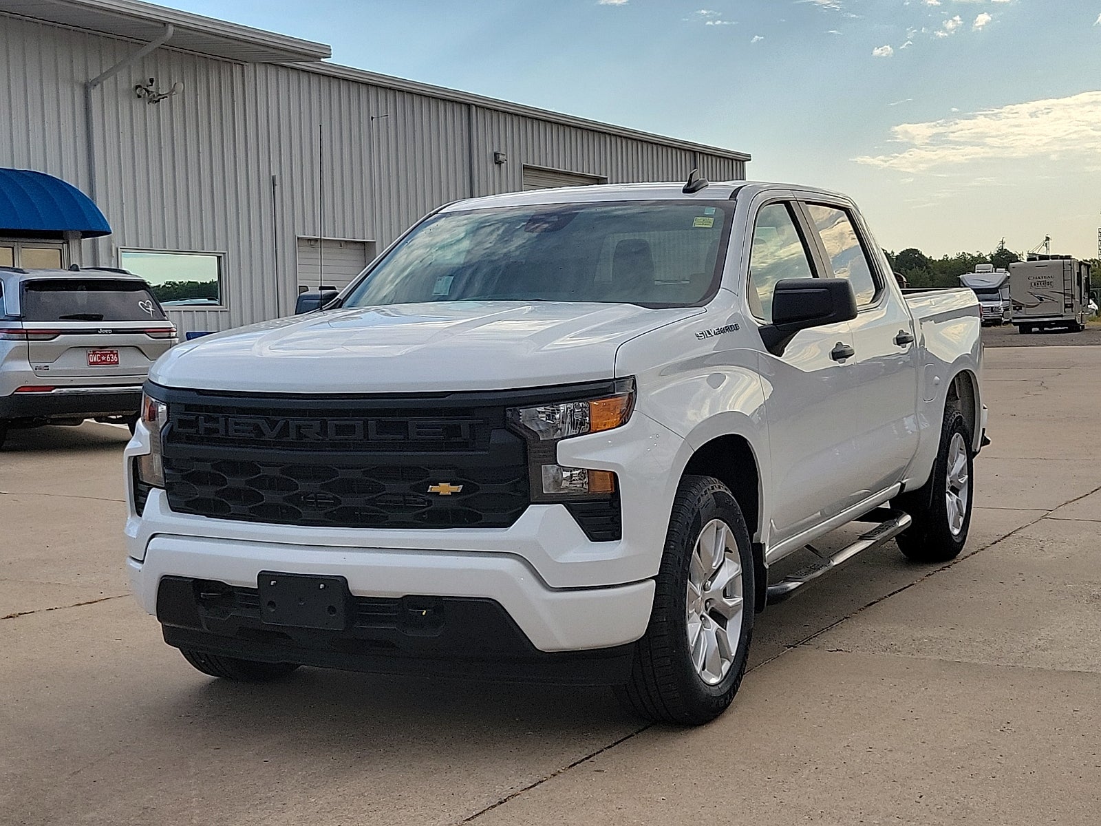 2023 Chevrolet Silverado 1500 Custom