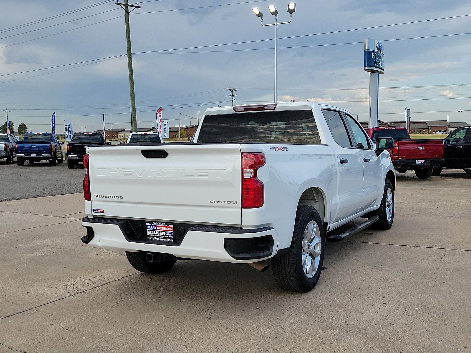 2023 Chevrolet Silverado 1500 Custom