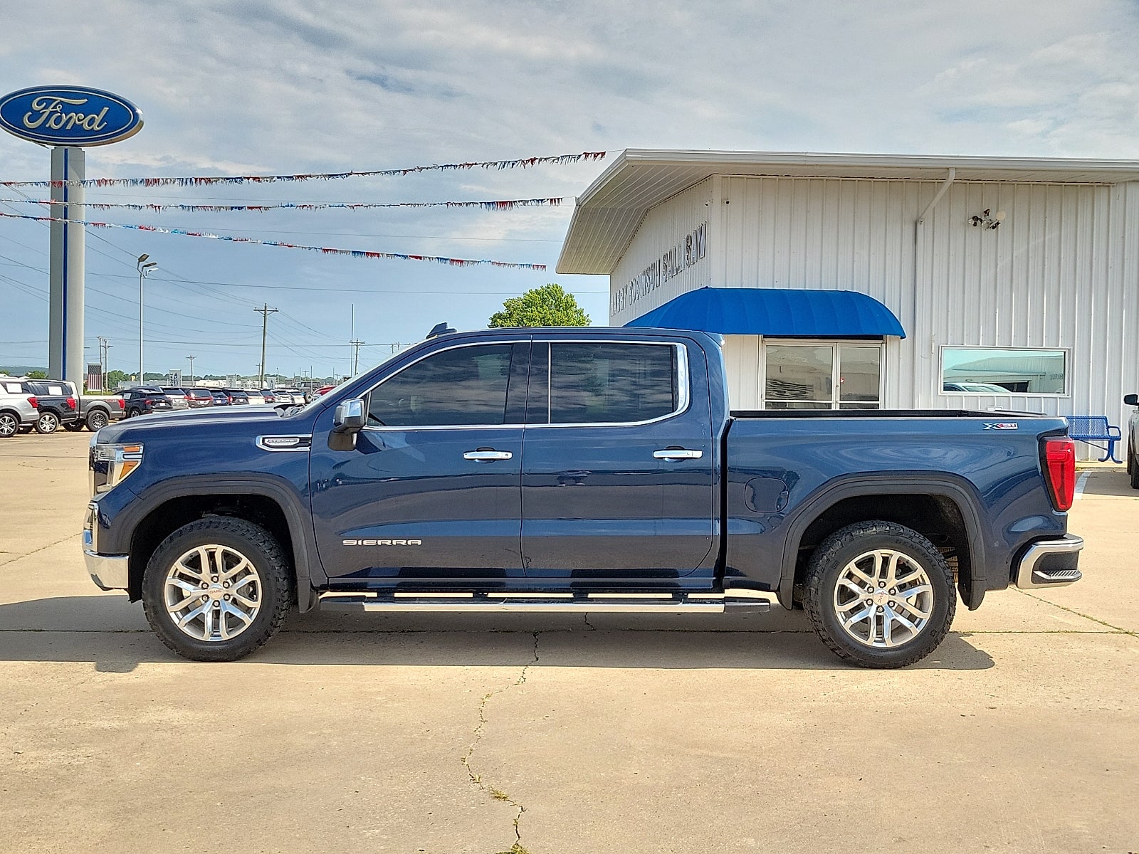 2020 GMC Sierra 1500 SLT