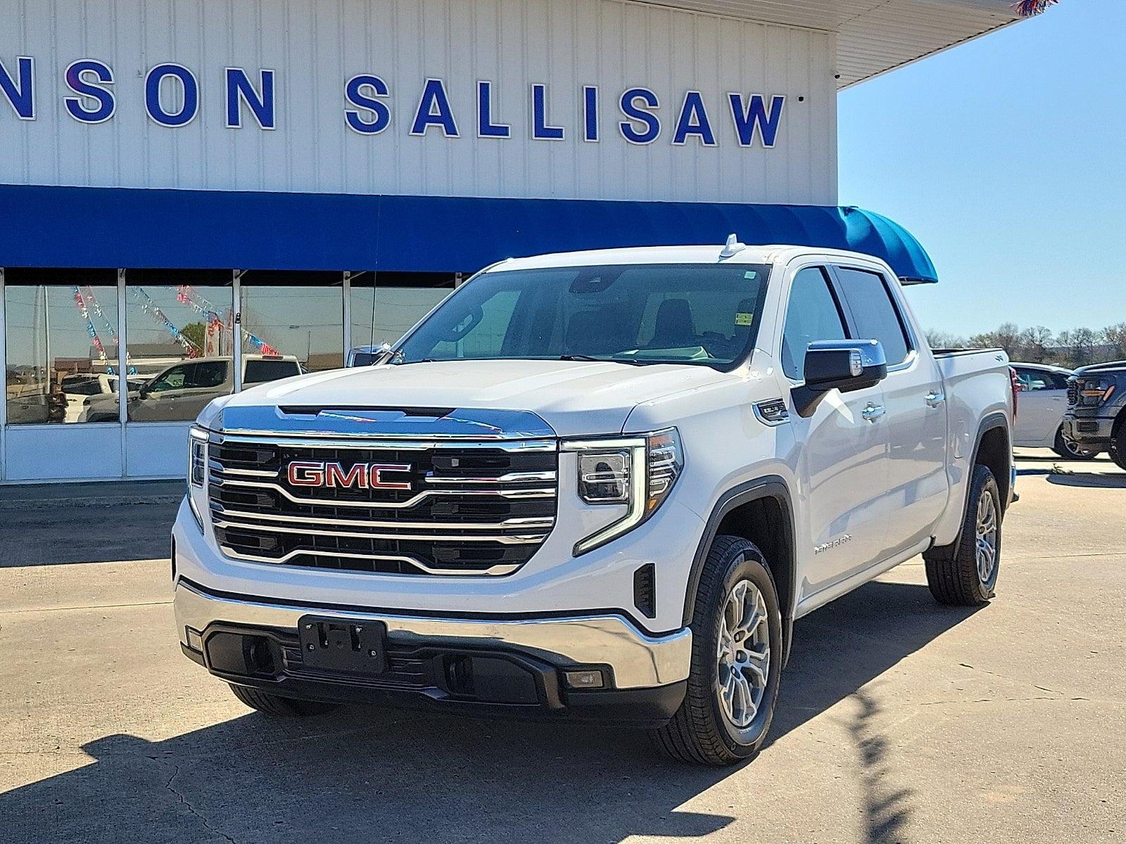 2025 GMC Sierra 1500 SLT