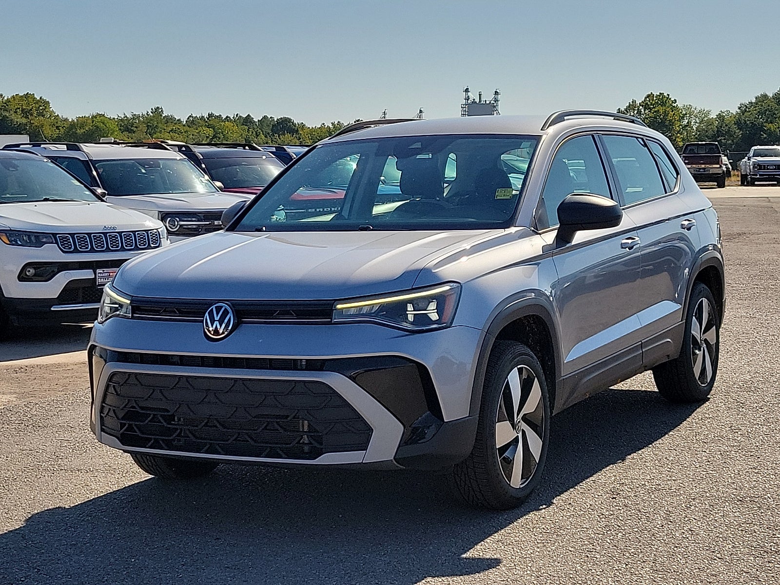 2025 Volkswagen Taos S