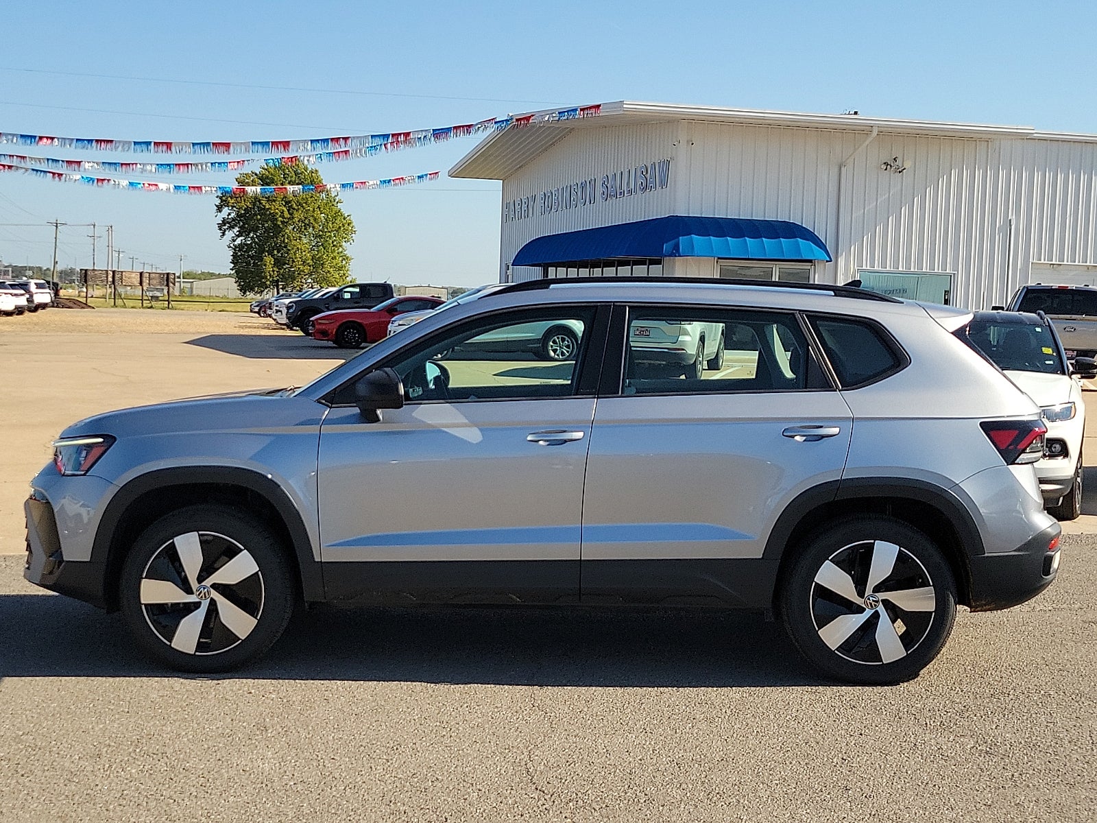 2025 Volkswagen Taos S