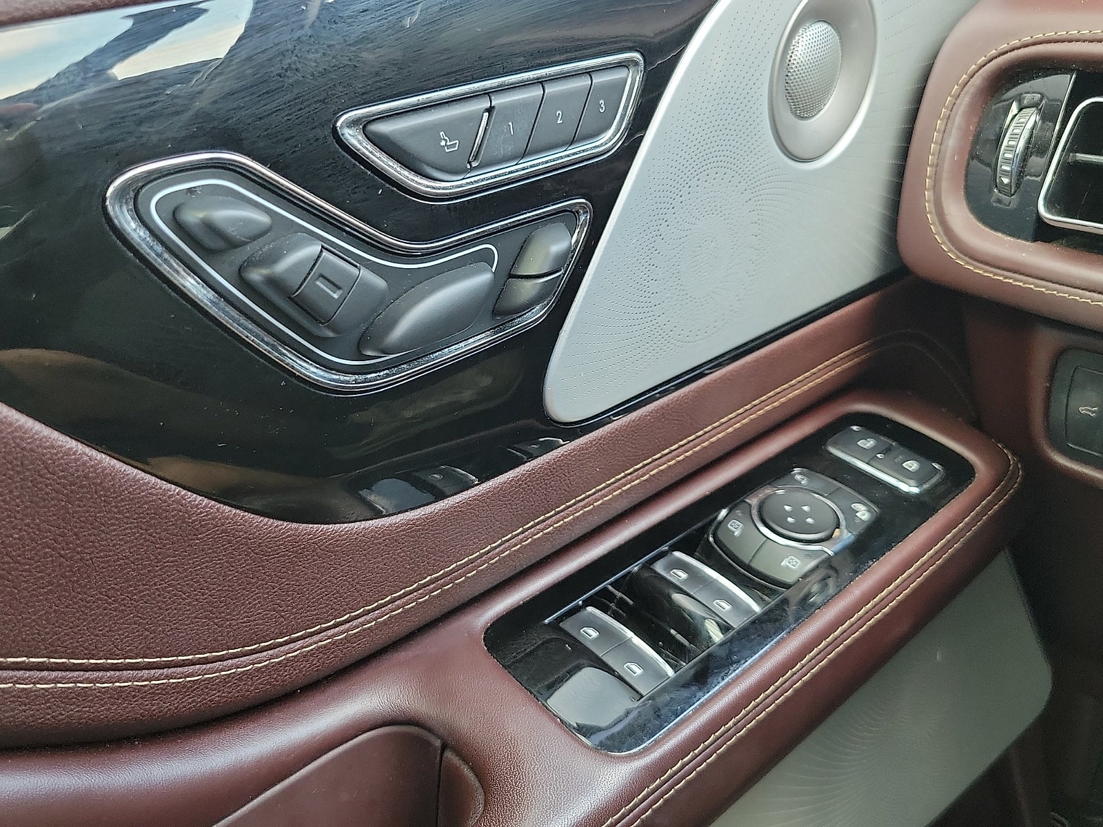 2020 Lincoln Aviator Black Label