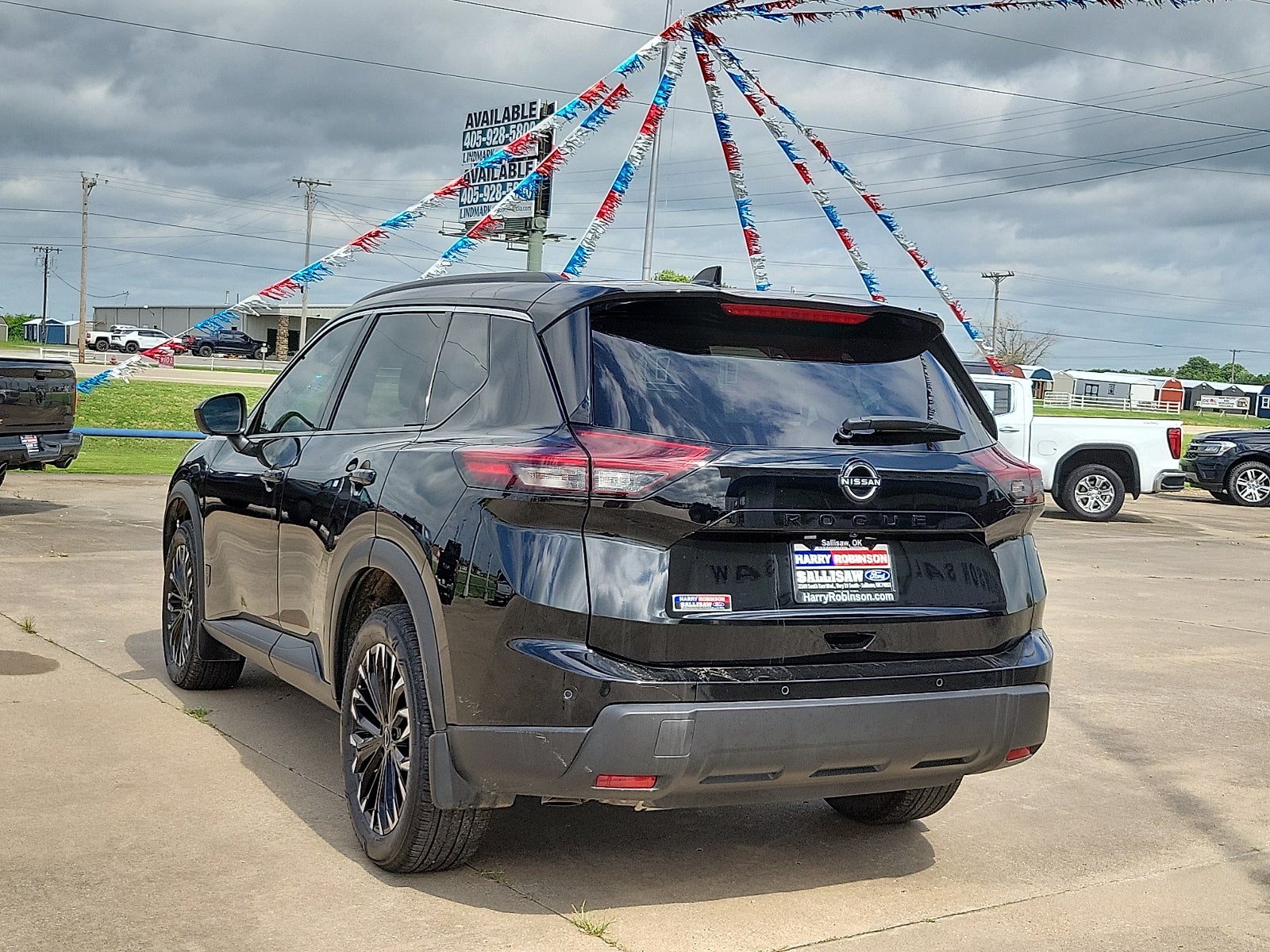 2026 Nissan Rogue Dark Armor