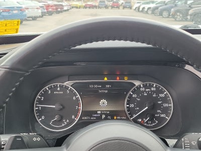 2025 Nissan Pathfinder SV