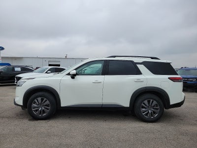 2025 Nissan Pathfinder SV
