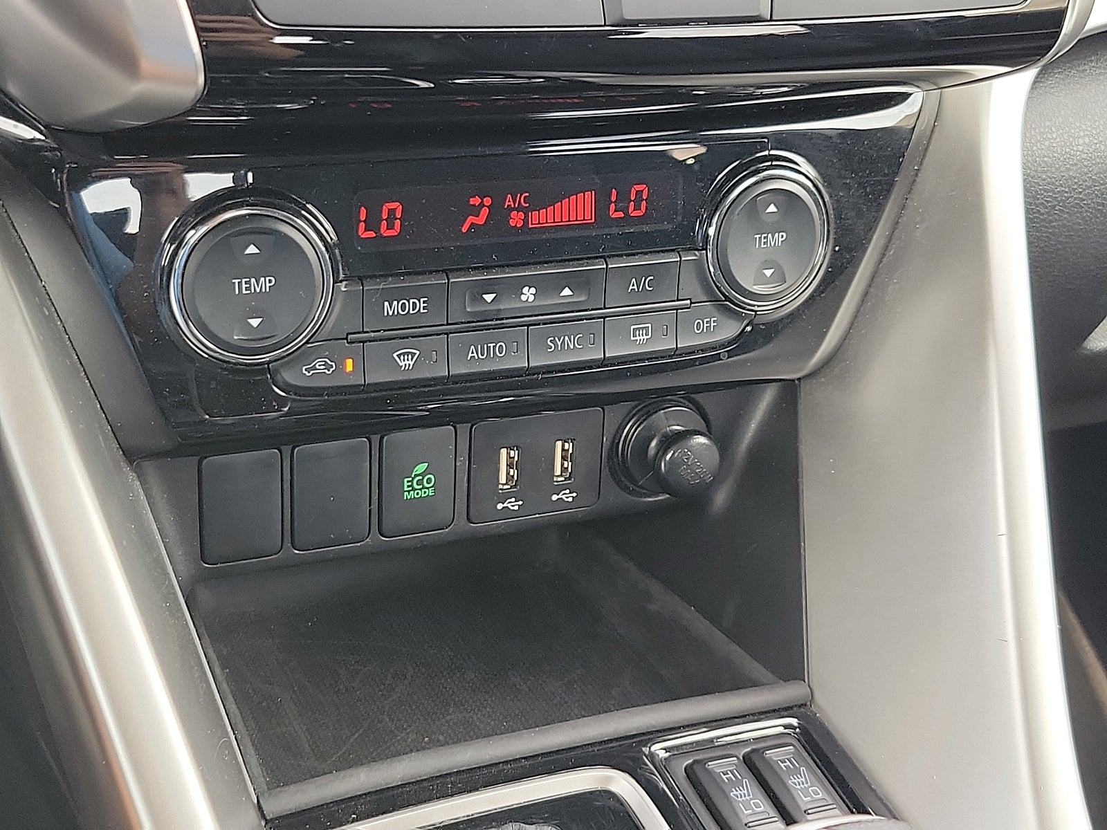 2025 Mitsubishi Eclipse Cross SE