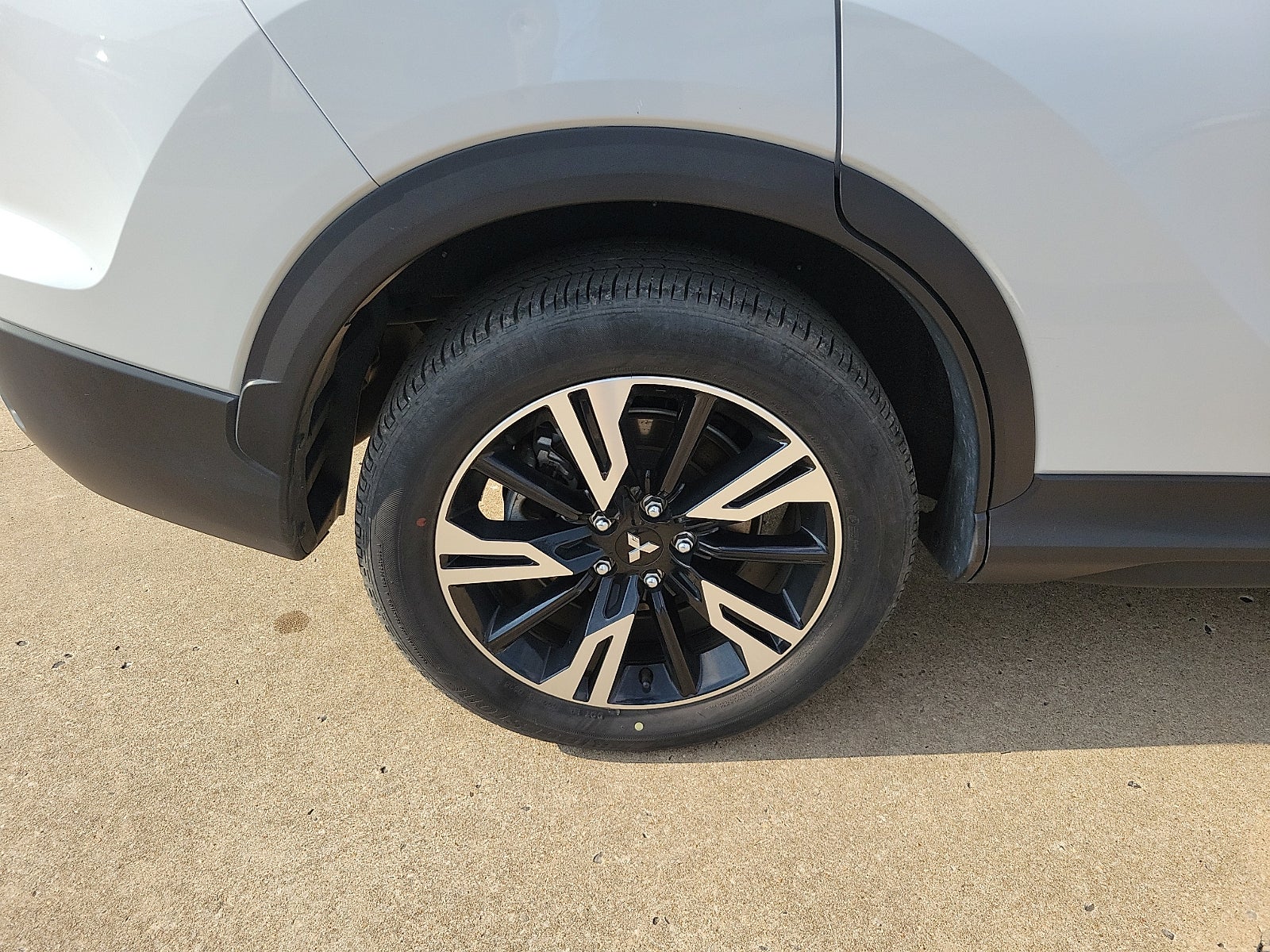 2025 Mitsubishi Eclipse Cross SE