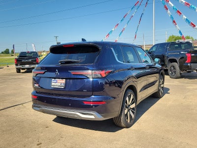 2025 Mitsubishi Outlander SE