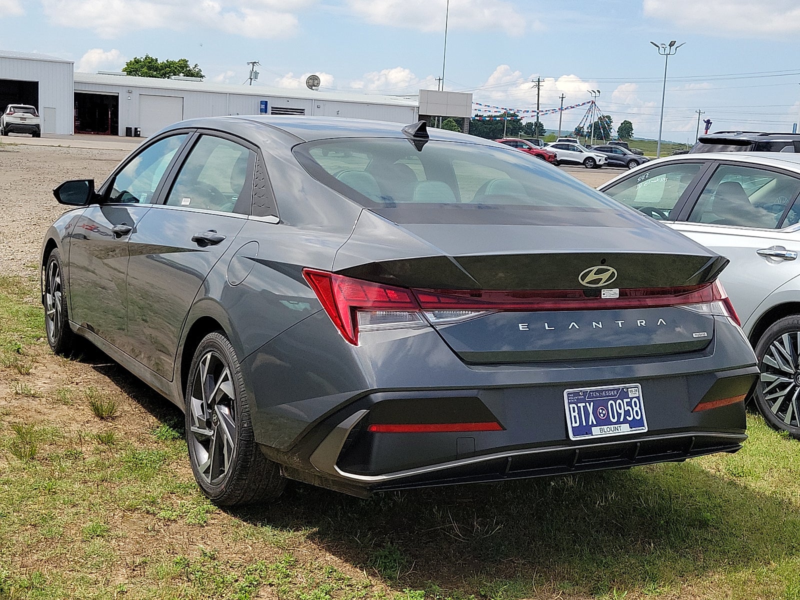 2025 Hyundai Elantra HEV Limited