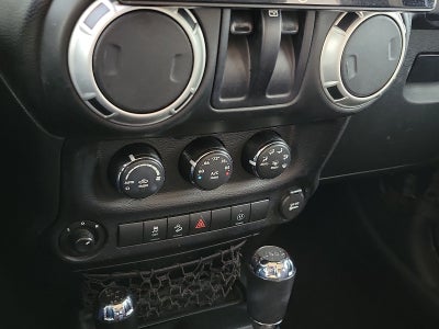 2016 Jeep Wrangler Sahara