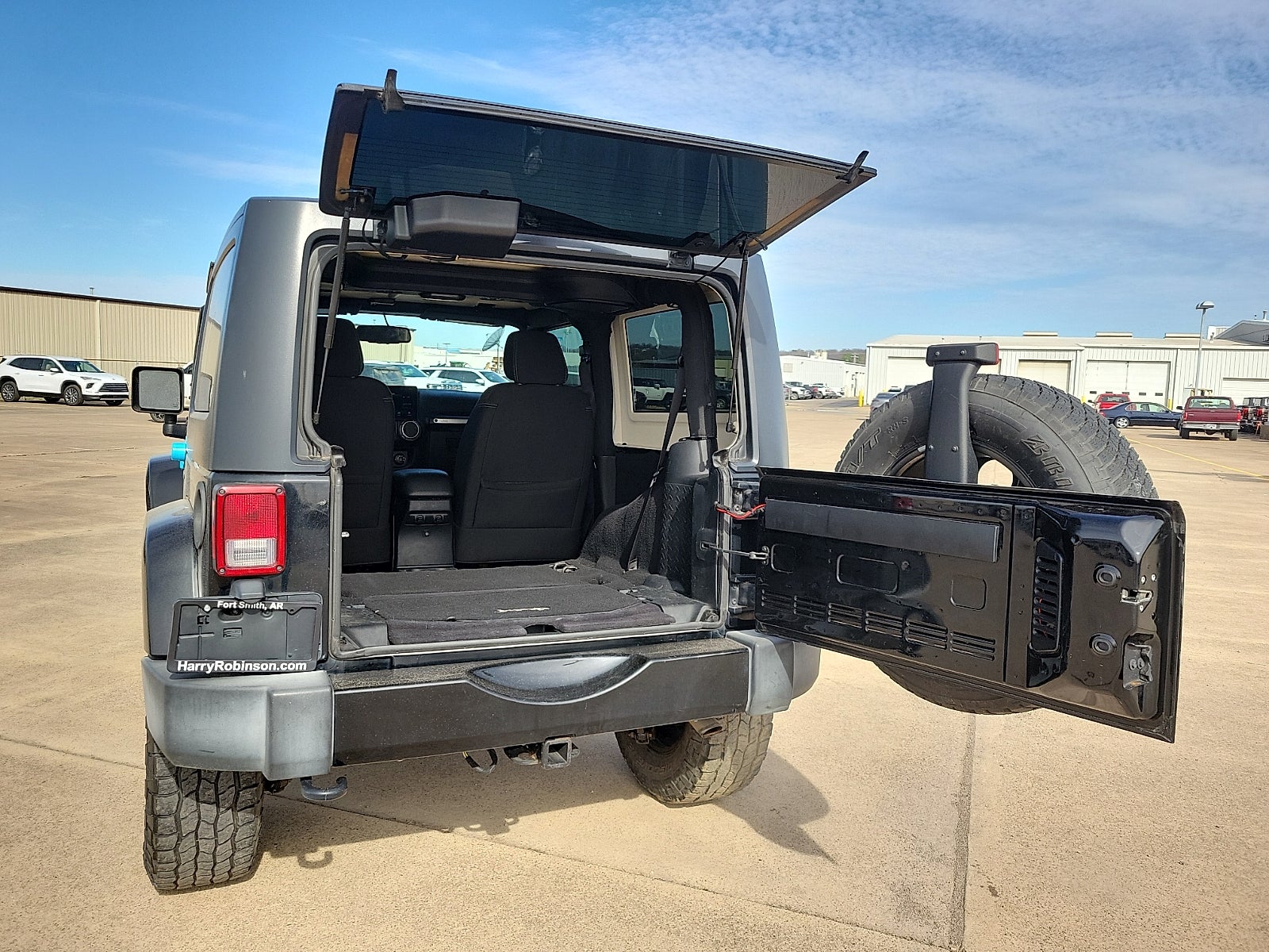 2016 Jeep Wrangler Sahara