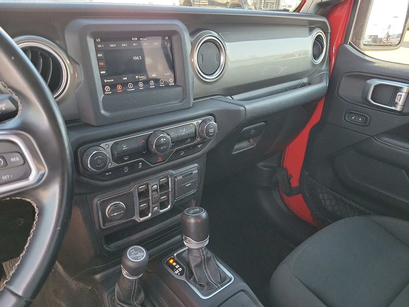 2020 Jeep Wrangler Unlimited Sahara 4X4