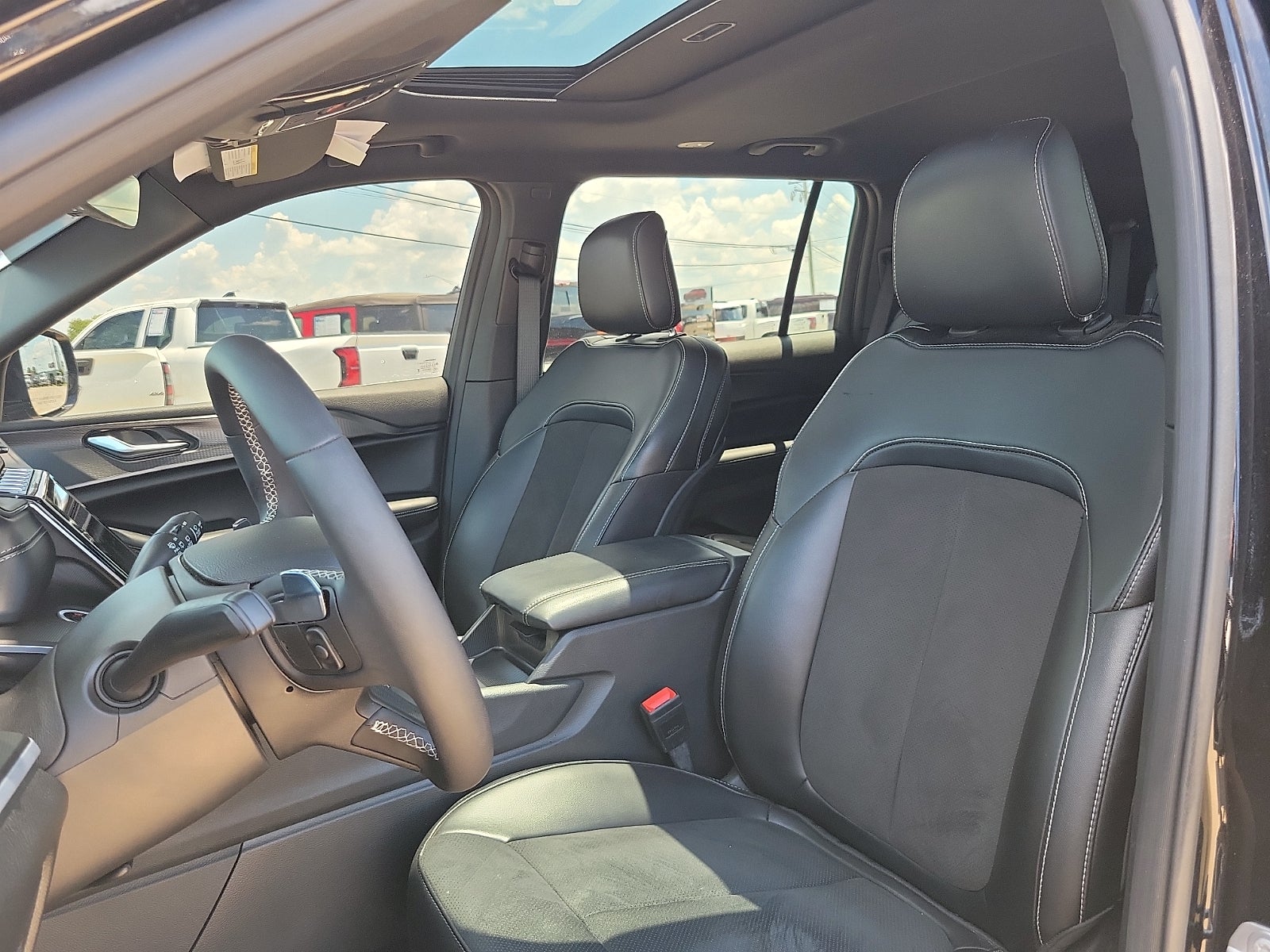 2025 Jeep Grand Cherokee L Altitude X 4x4