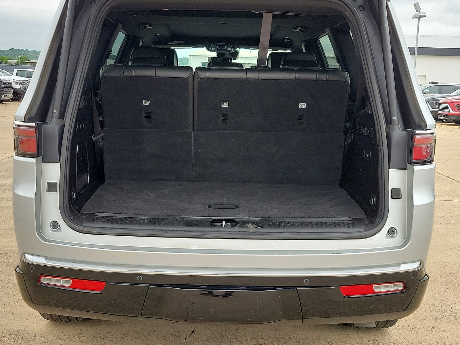 2023 Jeep Wagoneer Series III 4x4