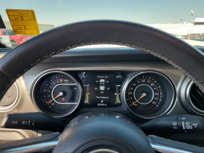 2023 Jeep Gladiator Overland