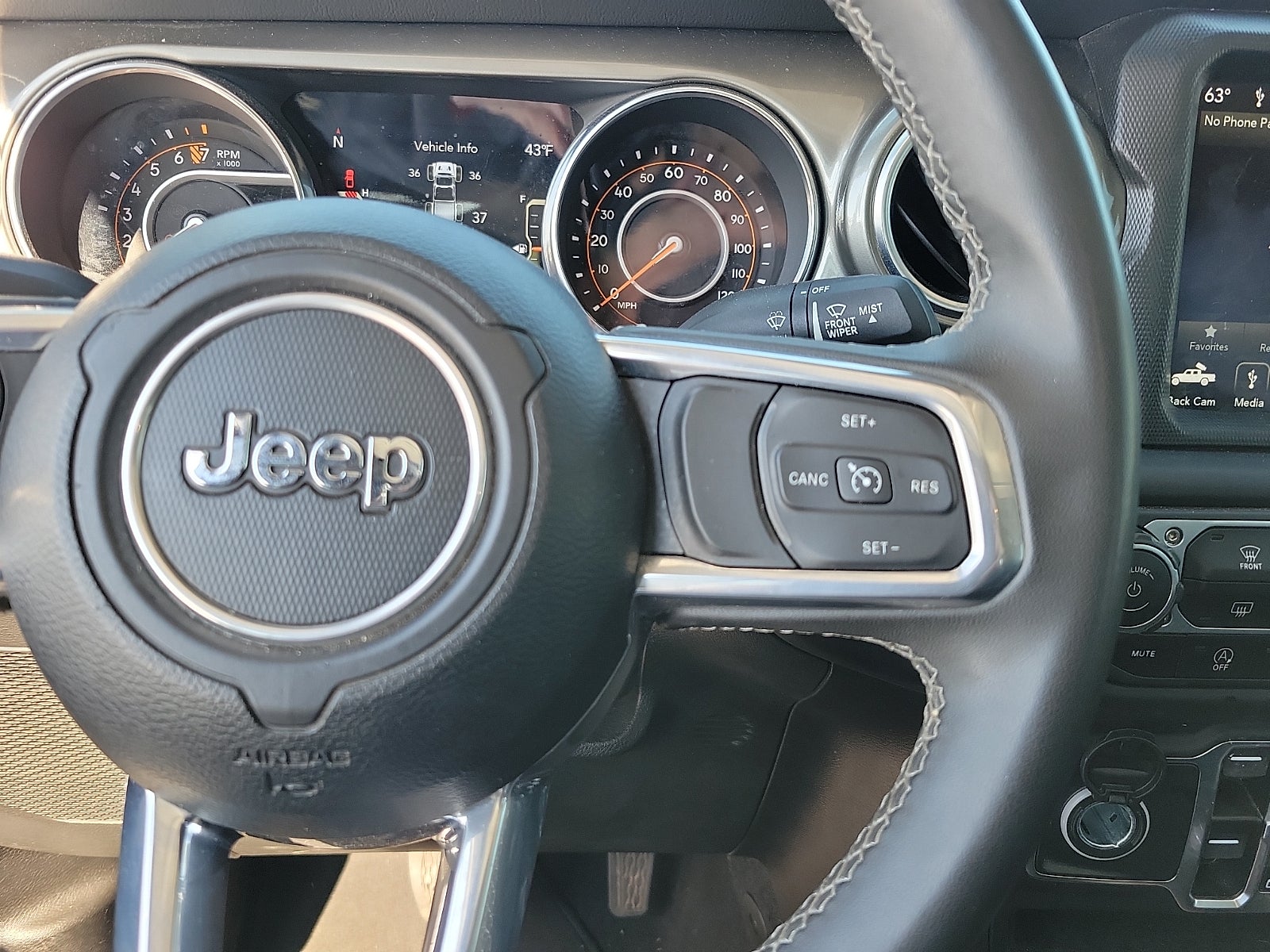 2023 Jeep Gladiator Overland