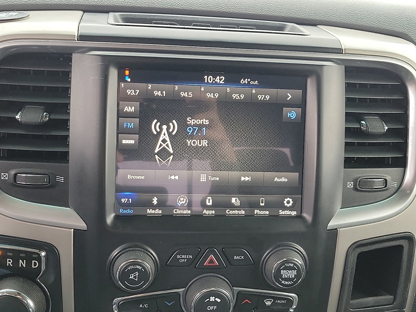 2018 RAM 1500 Big Horn Quad Cab 4x2 6'4" Box