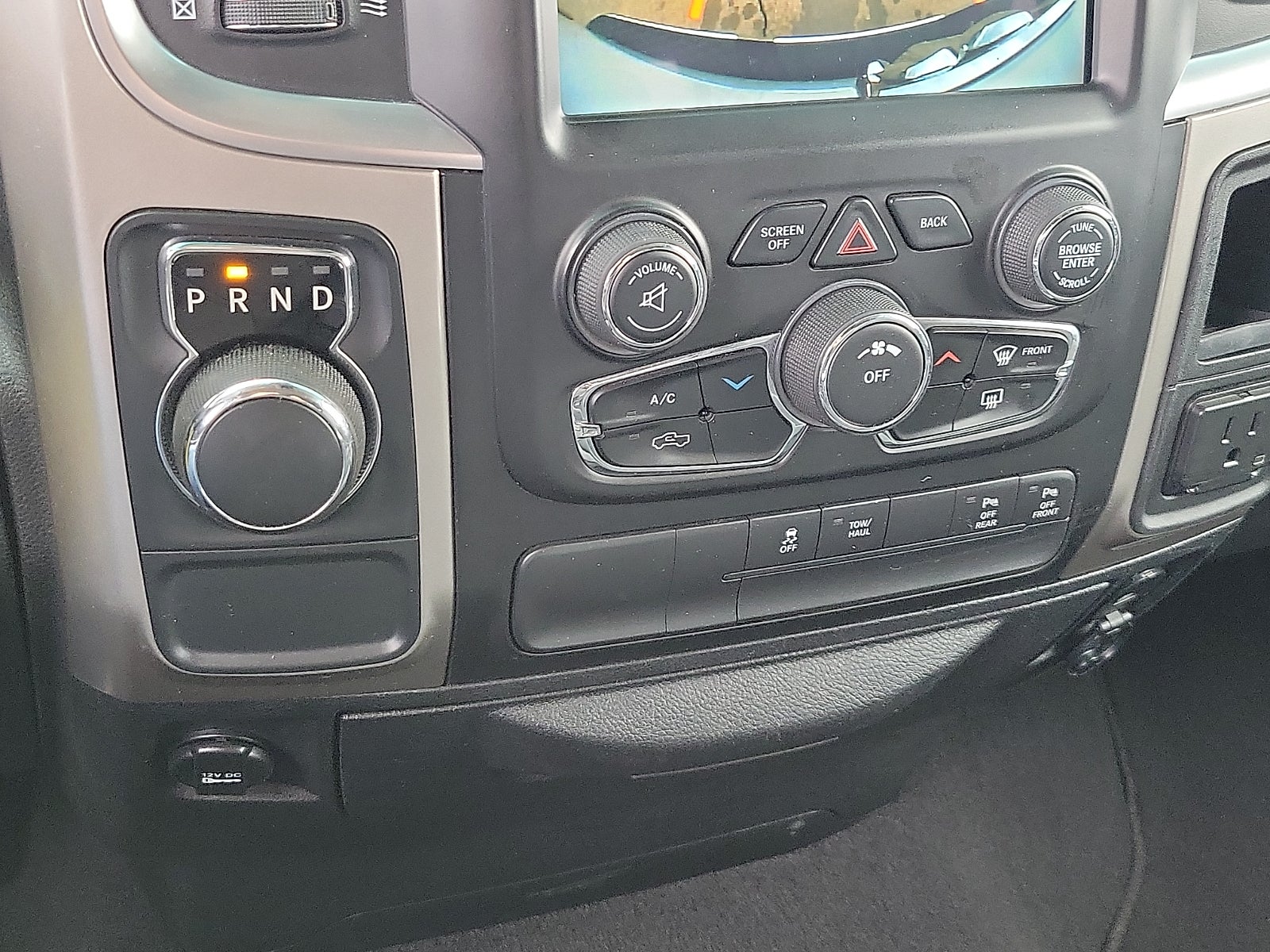 2018 RAM 1500 Big Horn Quad Cab 4x2 6'4" Box