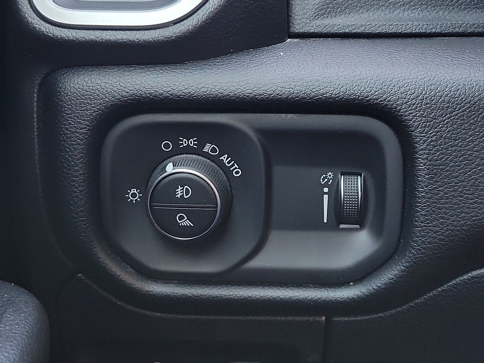 2022 RAM 1500 Lone Star Quad Cab 4x2 6'4" Box